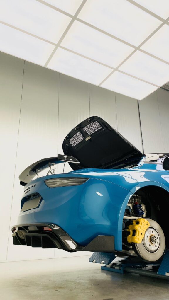 2 (Detailing)